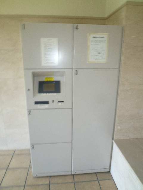 ｴﾝﾄﾗﾝｽ内宅配BOX