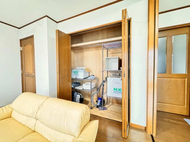 共用リビング収納