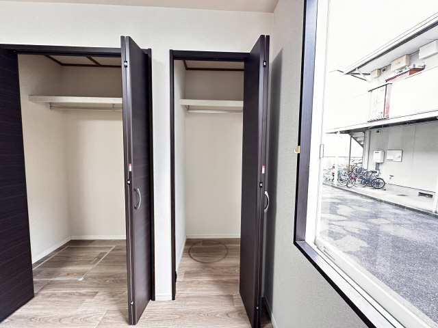 収納（洋室）-2