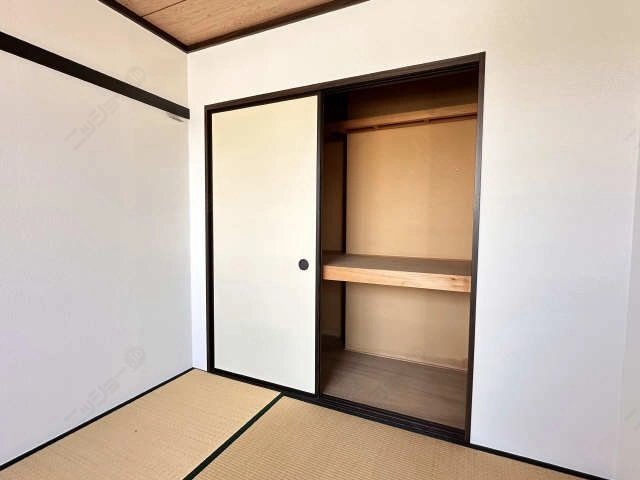 収納（南和室）