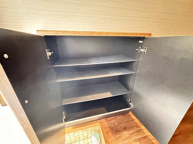 シューズボックス