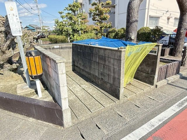 ゴミ集積所