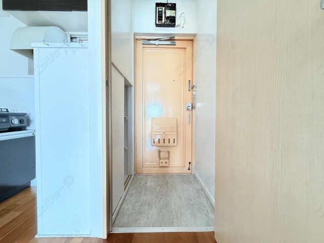 玄関内