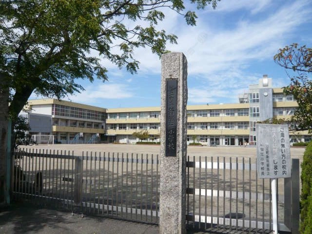   新蟹江小学校