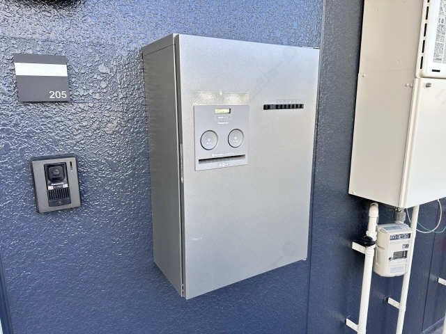 宅配ボックス（各世帯専用）