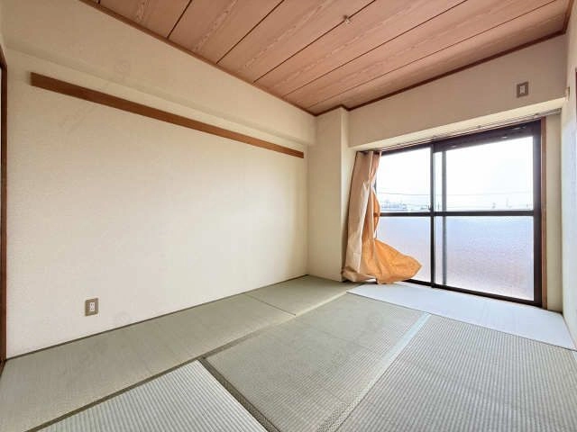 東和室-3