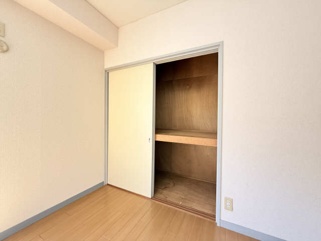 収納（南洋室）