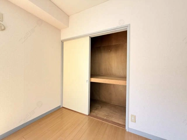 収納（南洋室）