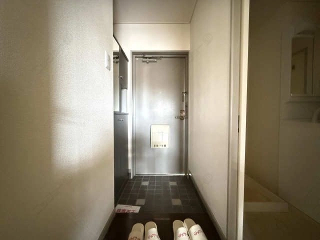 玄関内