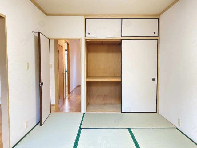 収納（南和室）