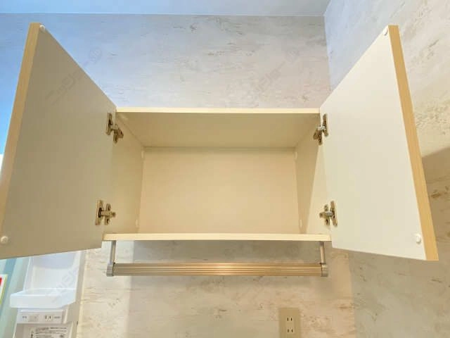 ランドリー収納棚