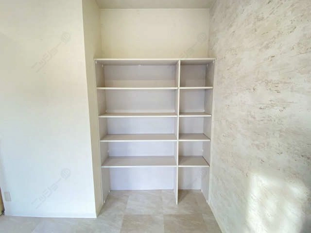 収納棚（リビング）