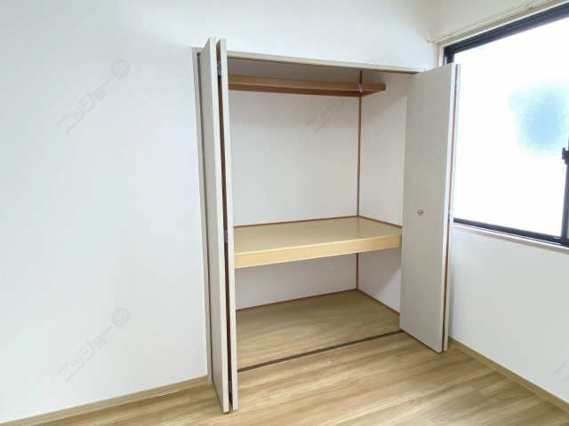 収納（北洋室）