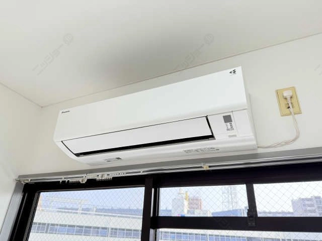 エアコン（リビング）