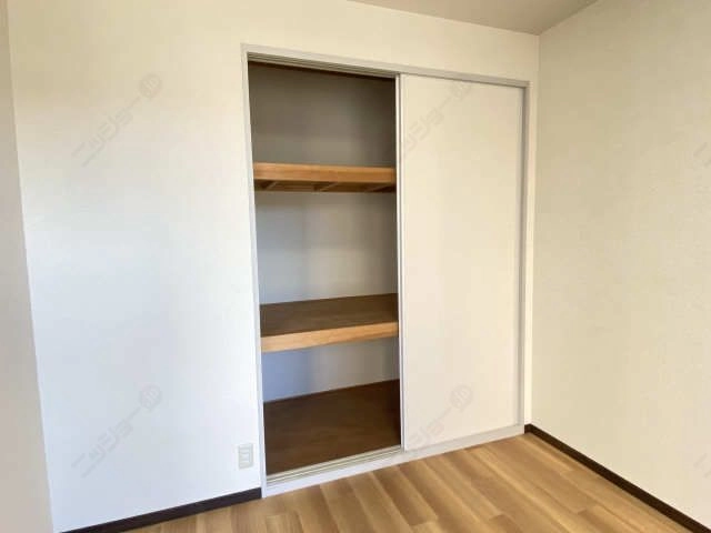 収納（東洋室）