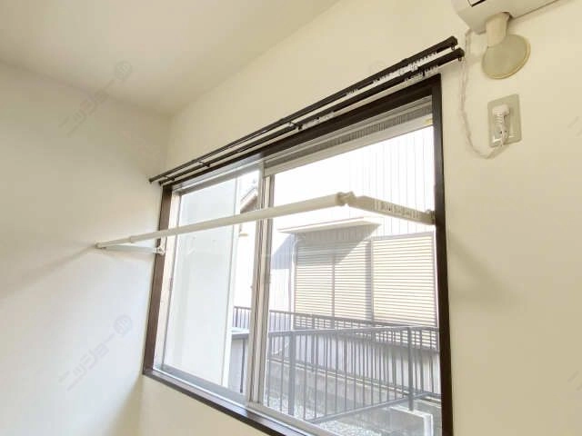 室内物干（リビング）