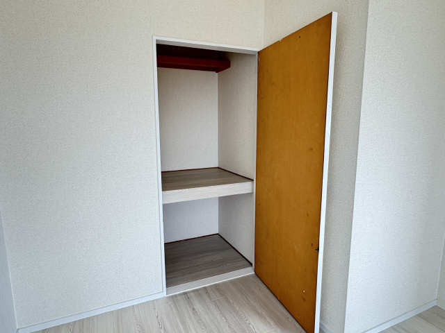 収納（リビ��ング）