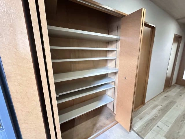 シューズボックス