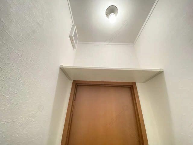 棚（トイレ内）