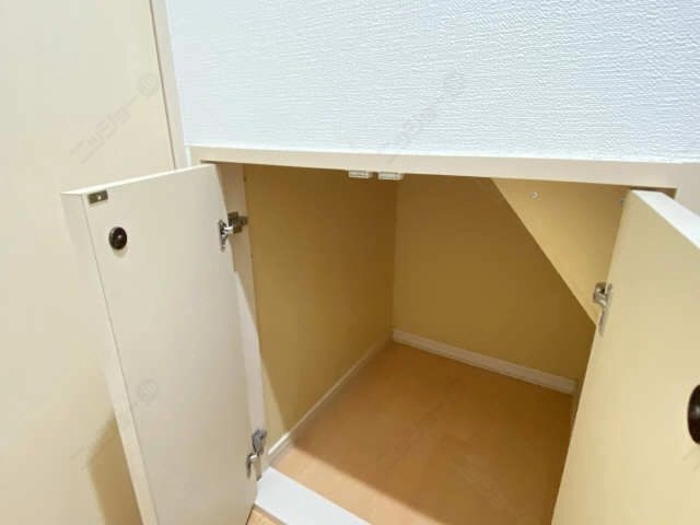 階段下収納