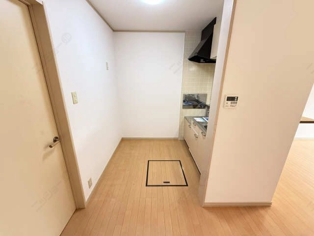 キッチン周辺