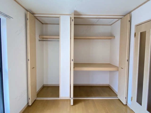 収納(2階南洋室)