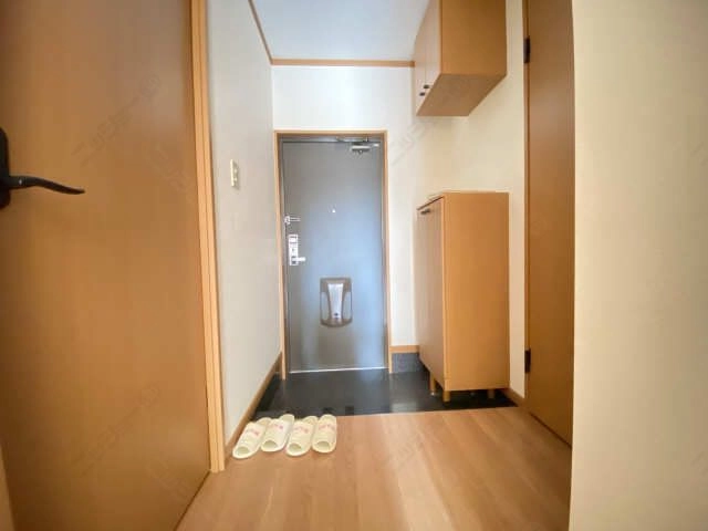 玄関内