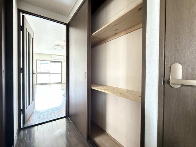 収納（廊下）