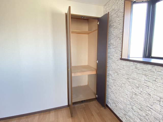 収納（北洋室）