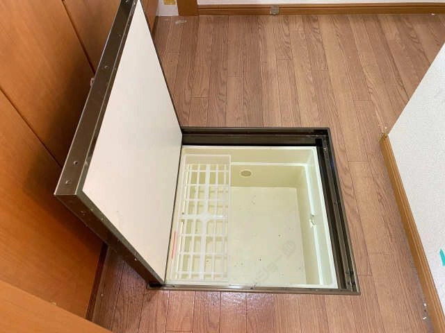 キッチン床下収納