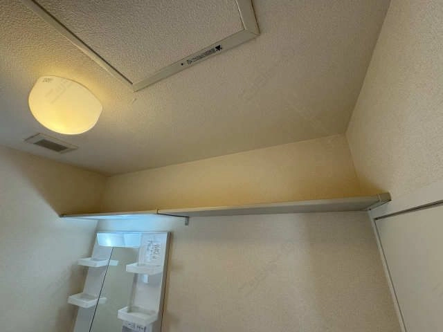脱衣所の棚