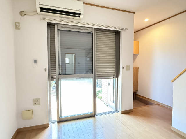 シャッター雨戸（リビング）