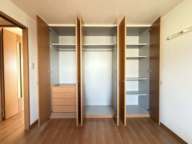 収納（北洋室）