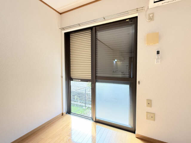 シャッター雨戸