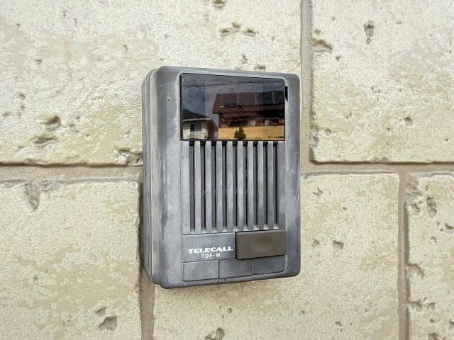 モニター付きインターホン