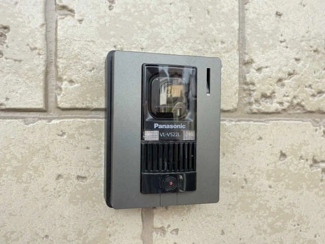 モニター付きインターホン