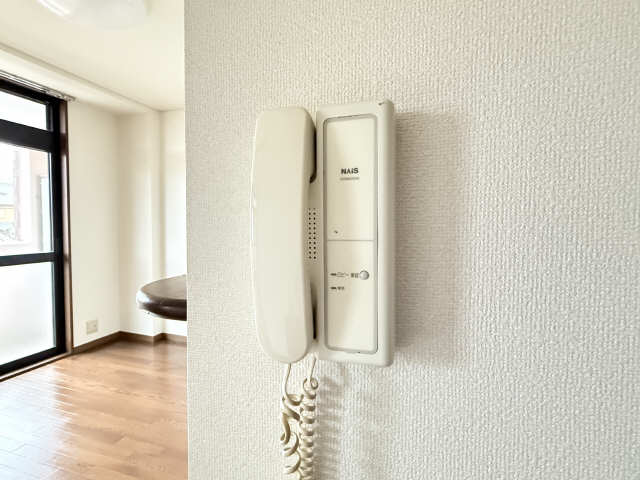 インターホン