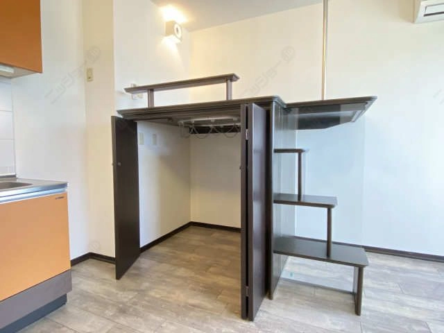 収納（上部はベッド）上部は