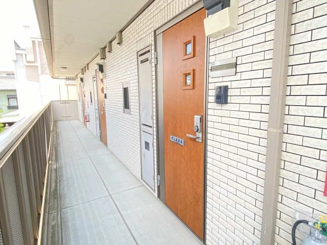玄関ドア