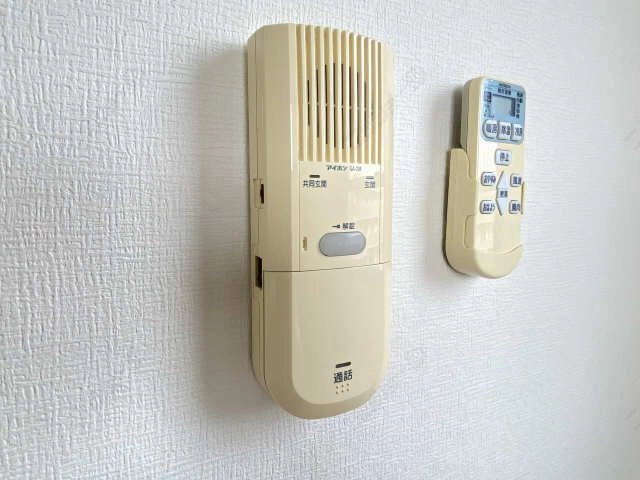 インターホン