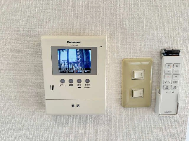 モニター付きインターホン