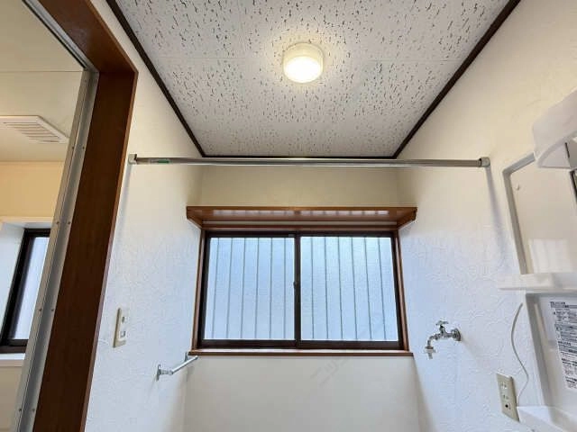 室内物干（脱衣所）