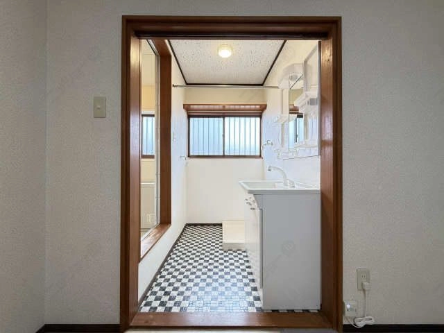 脱衣所-2