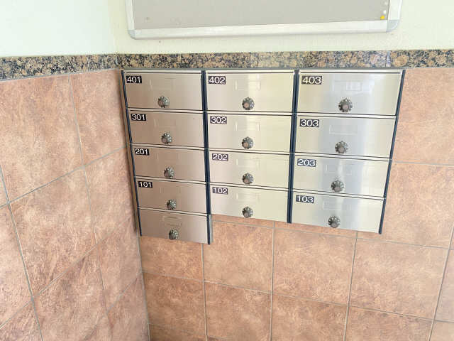 ダイヤルポスト