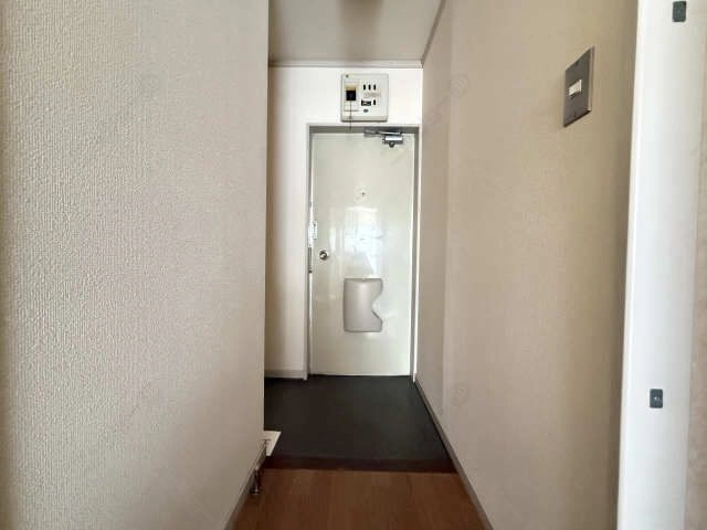 玄関内