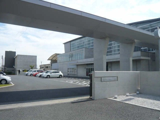 蟹江中学校
