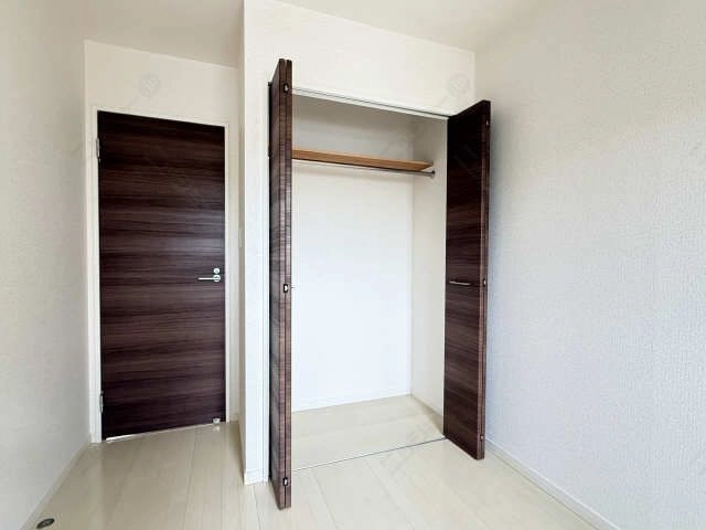 収納（北西洋室）