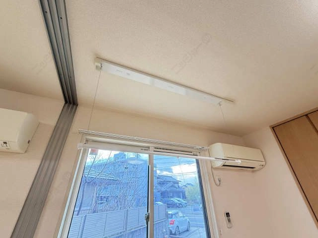 室内物干（洋室）