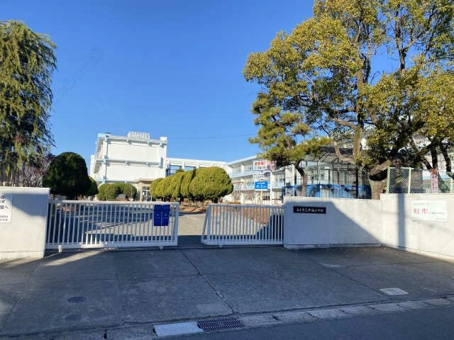 あま市立伊福小学校