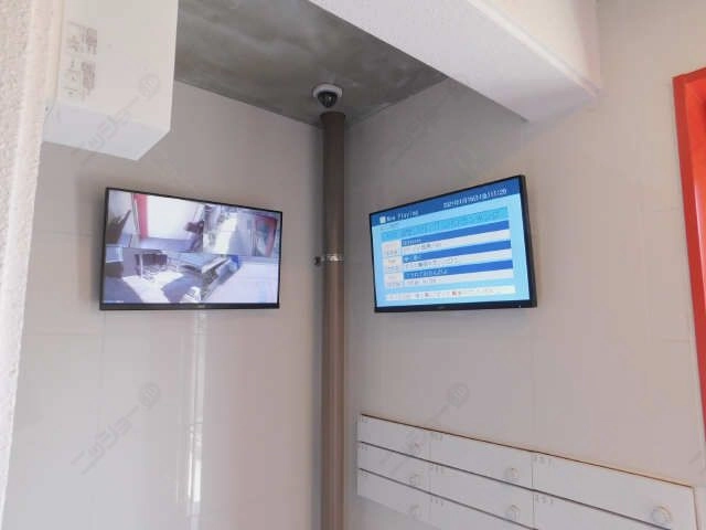 防犯カメラモニター